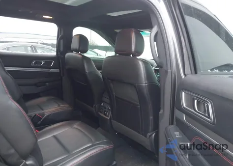 2017 Ford Explorer Sport z USA, uszkodzony, nr VIN 1FM5K8GT5HGA57940